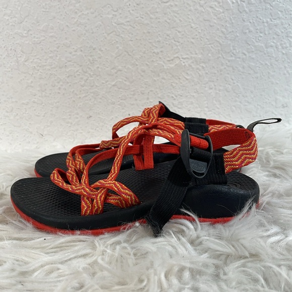 CHACO J180220 Kids ZX1 Rainbow Ecotread Orange Black Strappy Sandals Unisex Sz 2 - Picture 5 of 9